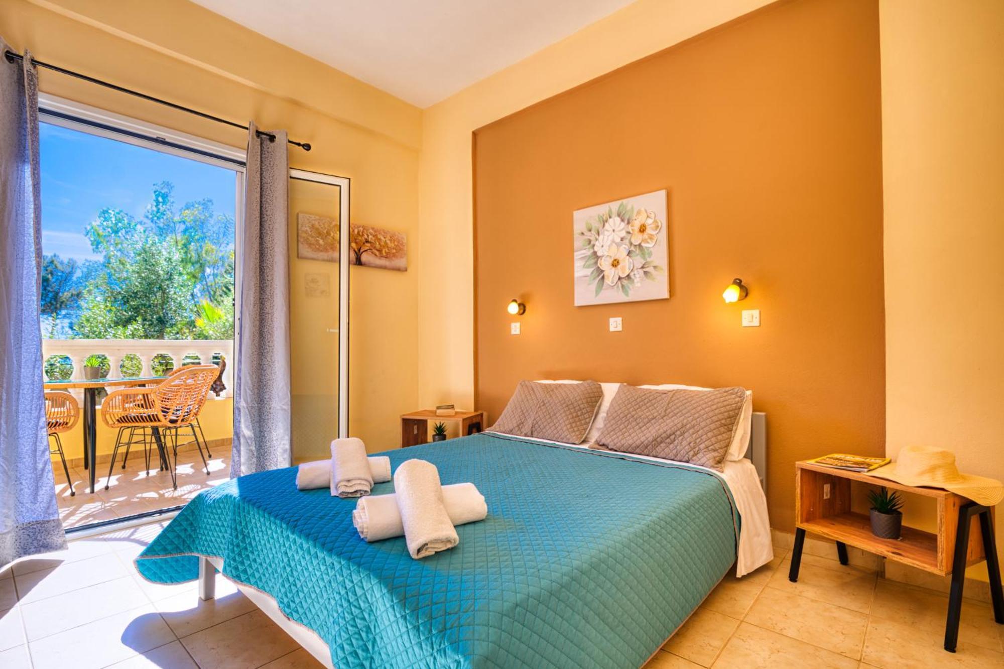 Stefanias Prasoudi Beach Agios Matthaios  Экстерьер фото